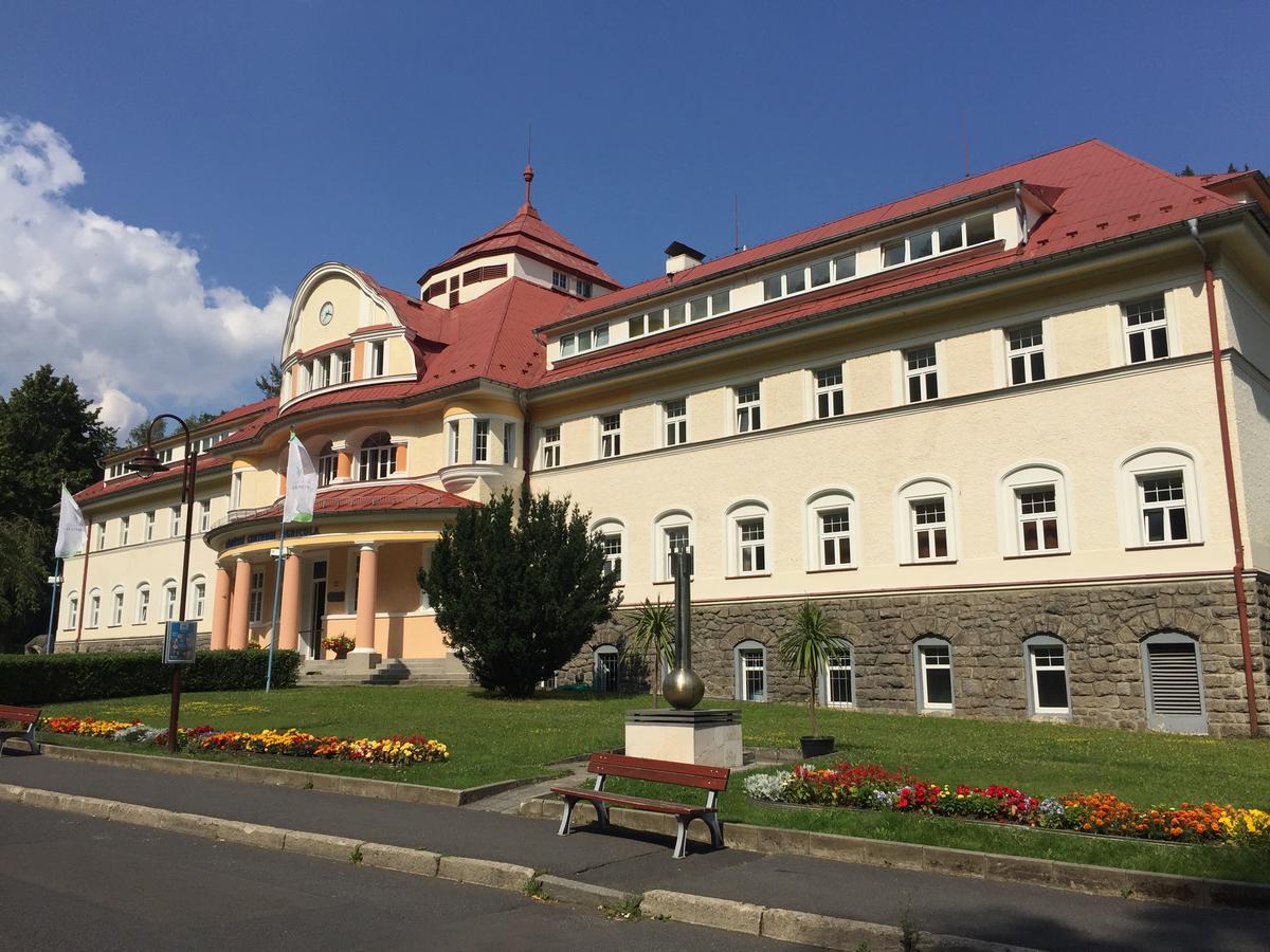 Ferienwohnung Apartman K Lanovce Jáchymov Exterior foto